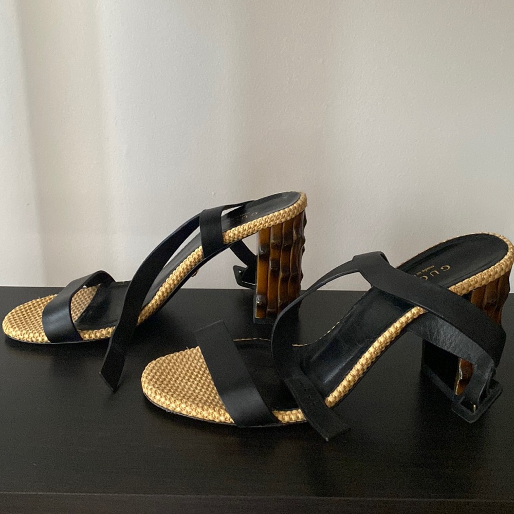 ‼️AUTHENTIC Gucci sandals with leather straps‼️